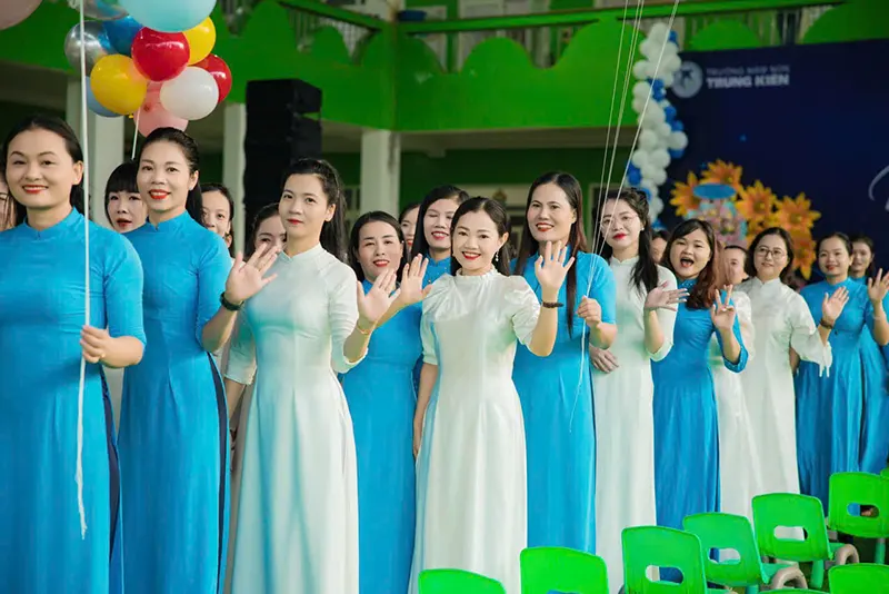 Trường mầm non trung kiên