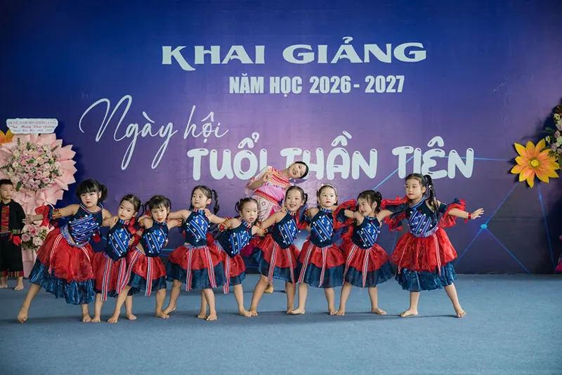 Trường mầm non trung kiên