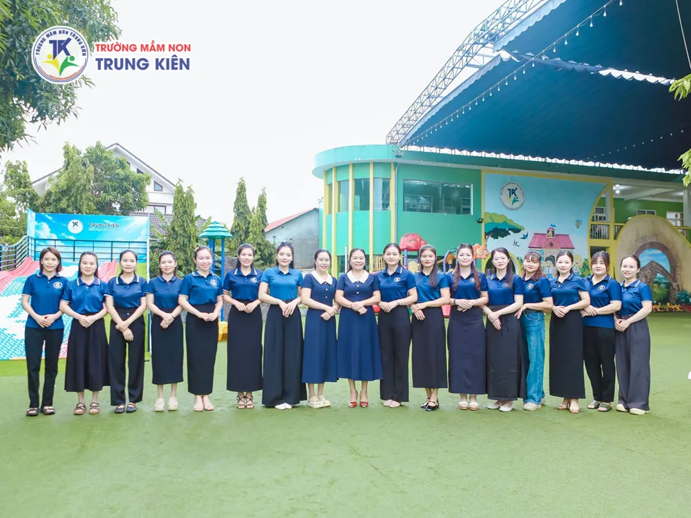 theo dõi sức khỏe cho trẻ