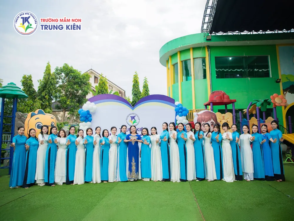 Trường Mầm non đạt chuẩn quốc gia